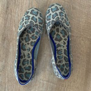 Grey Spotted Flats Size 9 Rothy’s